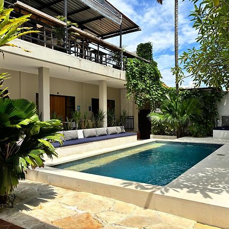 Lay Day Hostel Canggu Εξωτερικό φωτογραφία